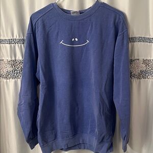 Blue Sun-kissed Coconut sweatshirt.
